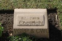 Ismailia War Memorial Cemetery - Smith, Reginald Eric